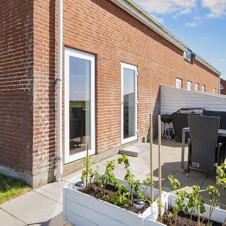Semesterbostad 4 Star In Romo *